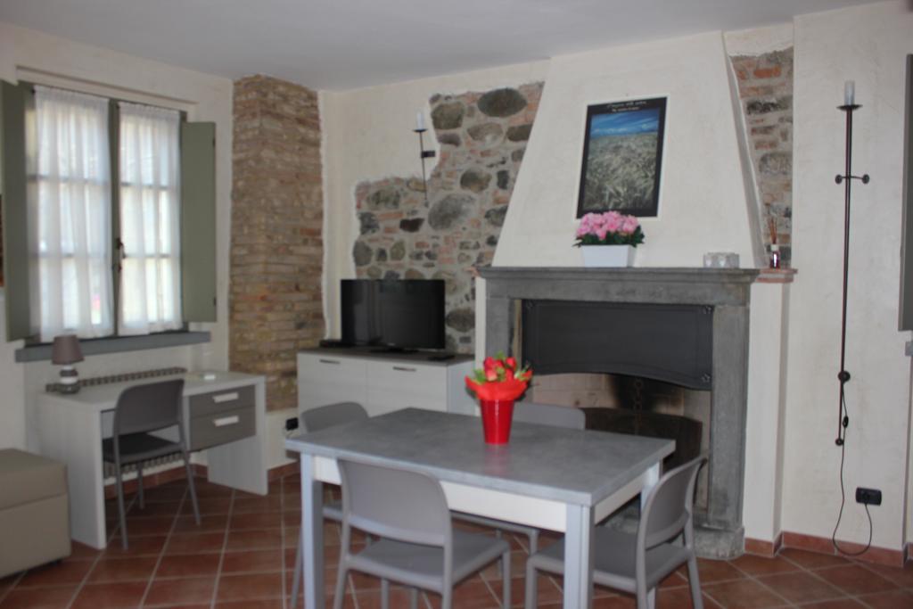Hostel Del Gal Clusane Εξωτερικό φωτογραφία