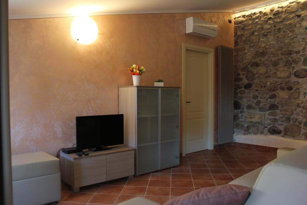 Hostel Del Gal Clusane Εξωτερικό φωτογραφία